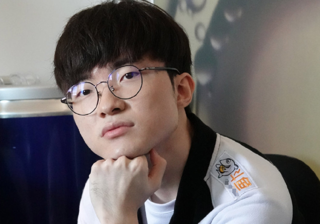 Ning巅峰对决，Uzi与50激战塞尔维亚队分钟，逆转胜负难料！的简单介绍