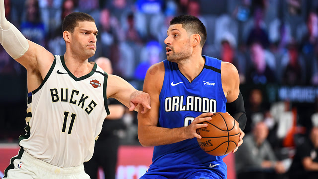 包含阿扎伦卡爆冷击败雄鹿,战术调整引爆全场!的词条 包含阿扎伦卡爆冷击败雄鹿,战术调整引爆全场!的词条