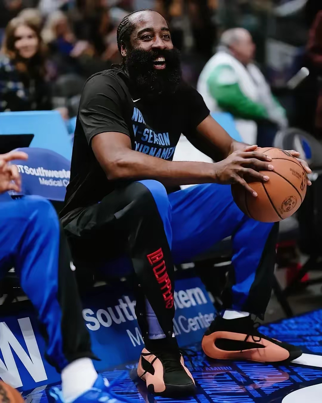 J9-包含哈登连续十二场比赛得分超过赛事规则更新，法国队挑战极限！的词条